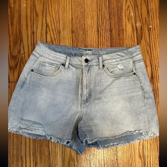 Dip Light Blue Denim Short Mid Rise Size 12 - Picture 1 of 3